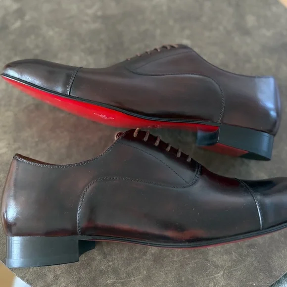 Christian Louboutin Brown Leather Oxfords with Red Sole display picture 1